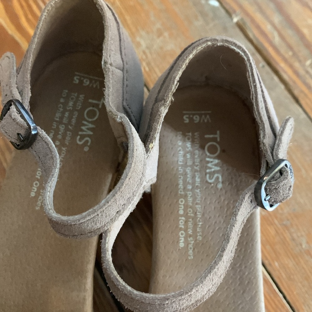 Toms Cork Heeled Ribbon Peep Toe Wedges - Picture 6 of 9